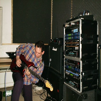 Unique composer/Guitarist Denis Taaffe seeks film projects